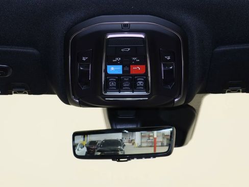 New 2025 Jeep Grand Cherokee L Limited image 28