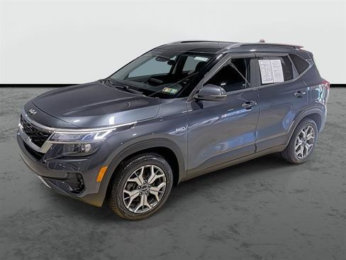 Used 2022 Kia Seltos EX AWD/4WD image 1