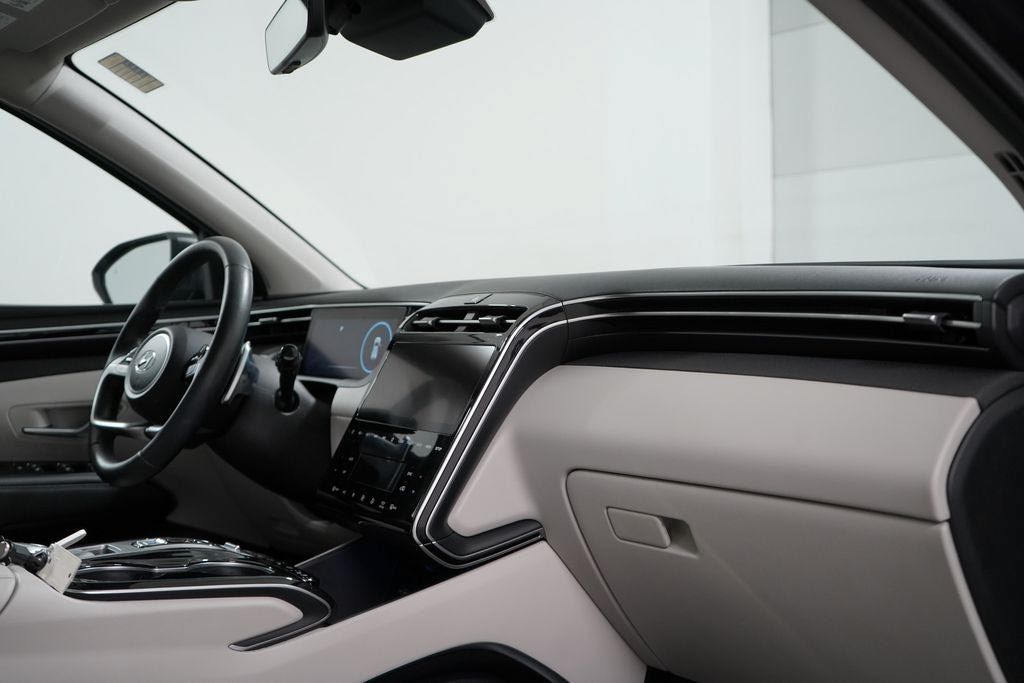 Used 2022 Hyundai Tucson Limited AWD/4WD image 24