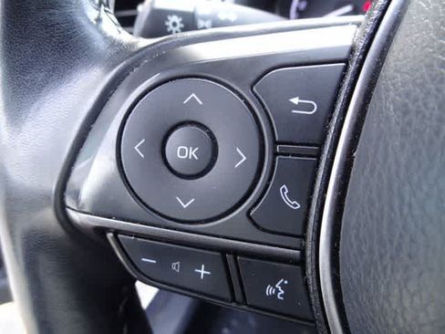 Used 2024 Toyota Camry SE FWD image 17