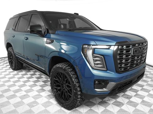 Used 2026 GMC Yukon Denali Ultimate AWD/4WD image 3