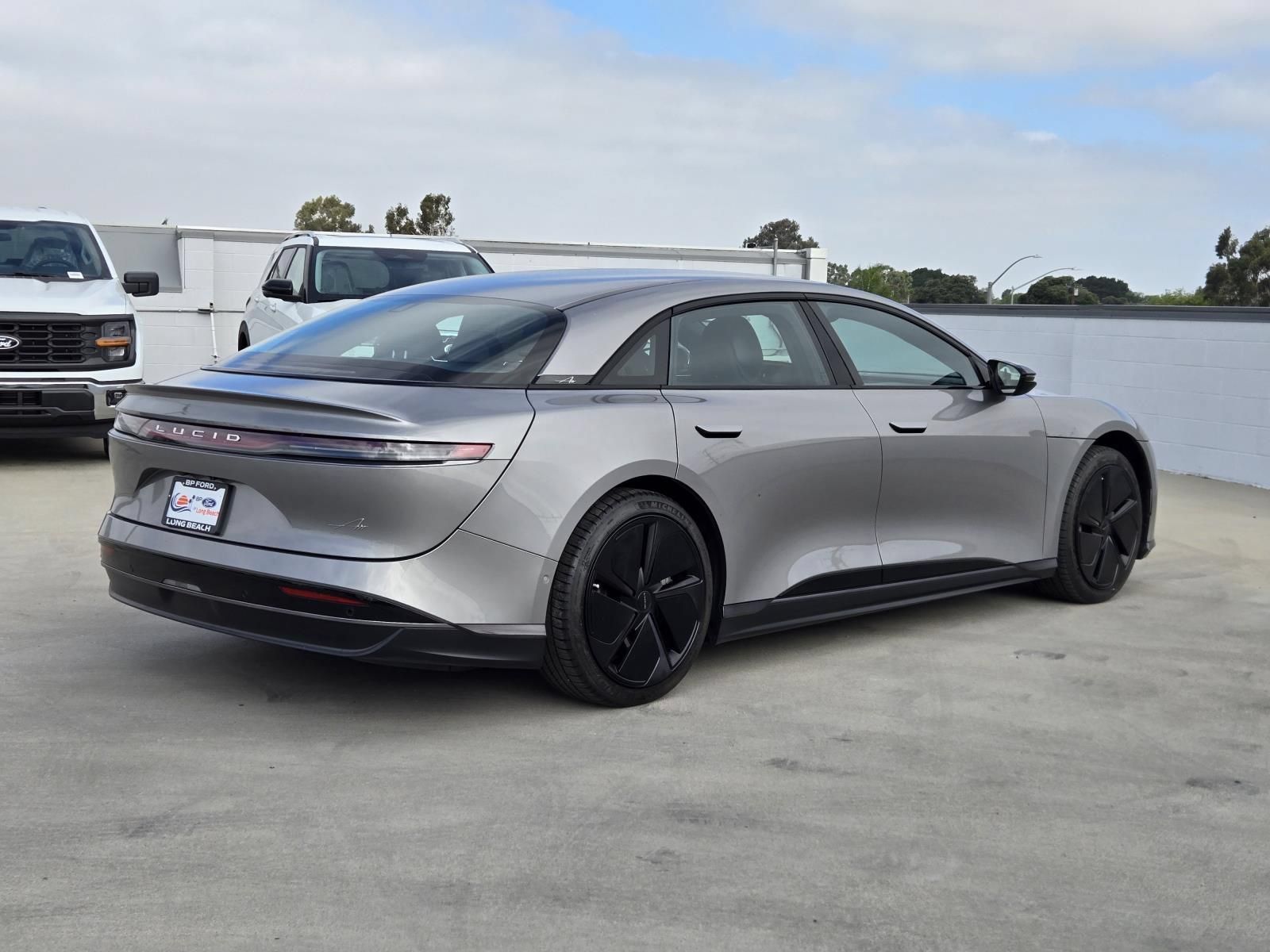 Used 2025 Lucid Air Pure RWD image 4