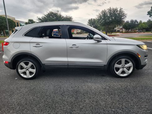 Used 2018 Lincoln MKC Premiere FWD image 8