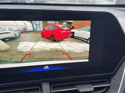 Used 2024 Chevrolet Trax LT w/ Driver Confidence Package image 24