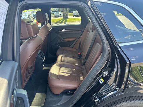 Used 2020 Audi Q5 2.0T Premium Plus w/ Premium Plus Package AWD/4WD image 25
