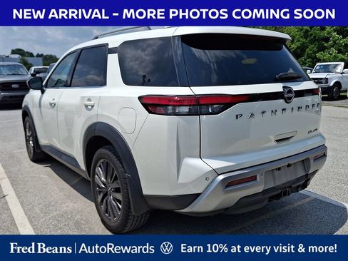 Used 2022 Nissan Pathfinder SL w/ SL Premium Package AWD/4WD image 7