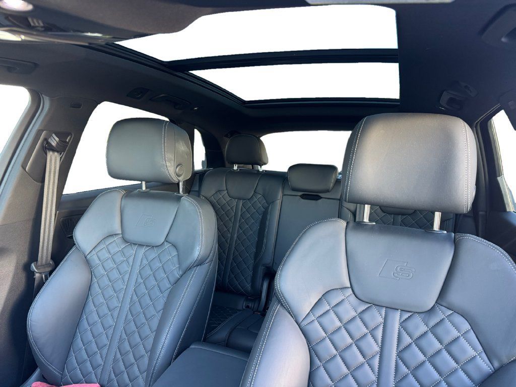 Used 2025 Audi SQ5 Premium Plus AWD/4WD image 21