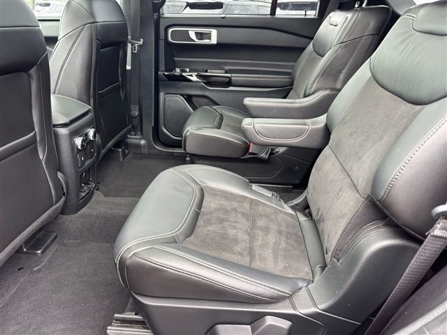 Used 2022 Ford Explorer ST w/ ST Street Pack AWD/4WD image 14