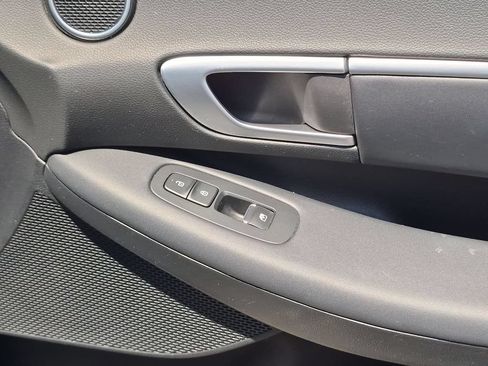 Used 2025 Hyundai Sonata SEL FWD image 34