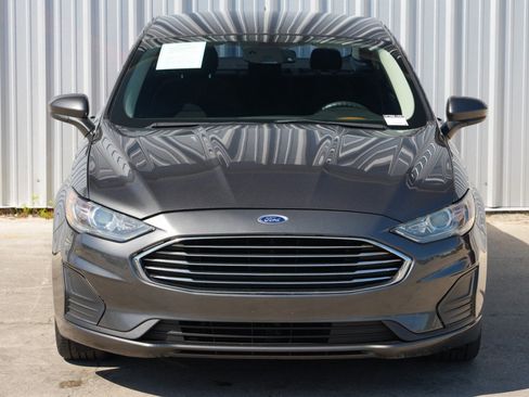 Used 2019 Ford Fusion SE image 39