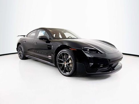 New 2025 Porsche Taycan Turbo GT image 7