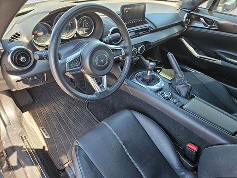 Used 2020 MAZDA MX-5 Miata Grand Touring image 9