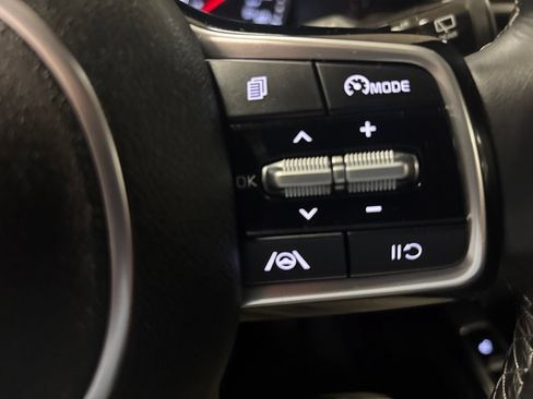 Used 2023 Kia Sorento S AWD/4WD image 25