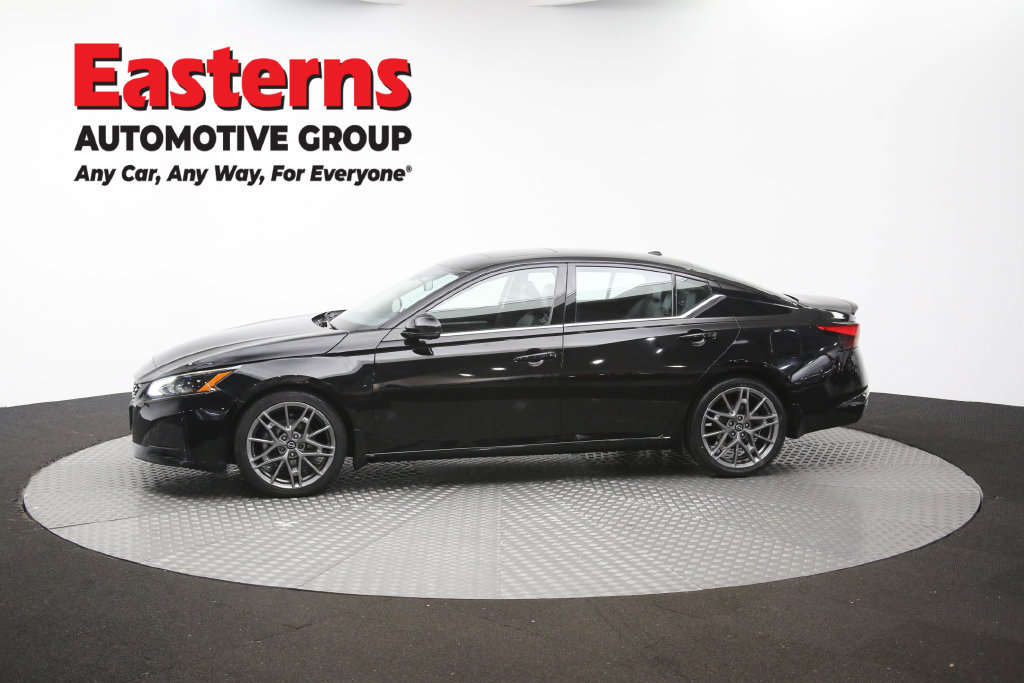 Used 2023 Nissan Altima 2.0 SR FWD image 63