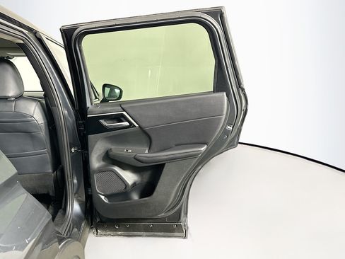 Used 2024 Mitsubishi Outlander SE AWD/4WD image 30