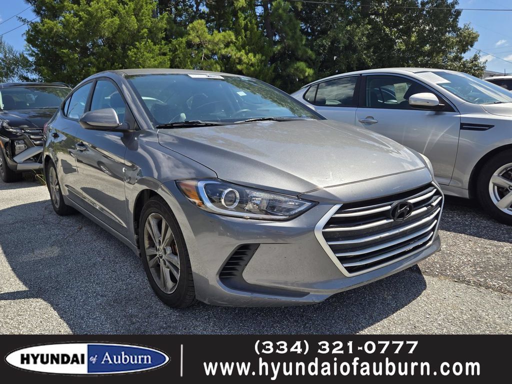 Used 2018 Hyundai Elantra SEL w/ Cargo Package FWD image 1