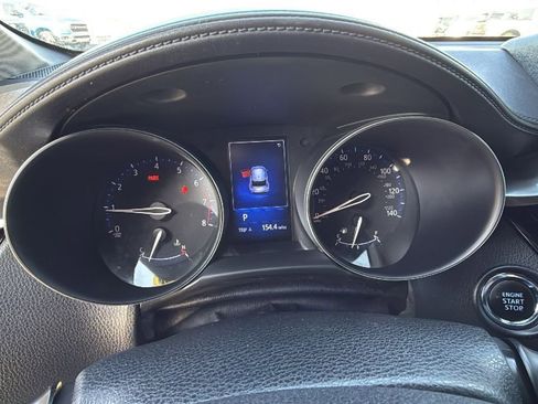 Used 2018 Toyota C-HR XLE image 25