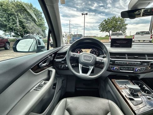 Used 2018 Audi Q7 3.0T Prestige w/ Prestige Package image 25