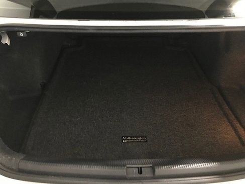 Used 2015 Volkswagen Passat 1.8T Limited Edition image 28