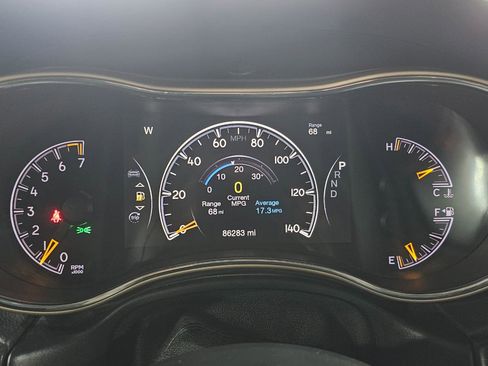 Used 2017 Jeep Grand Cherokee Limited AWD/4WD image 39