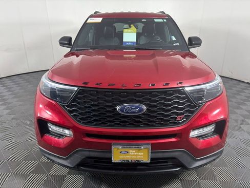Certified 2023 Ford Explorer ST image 2