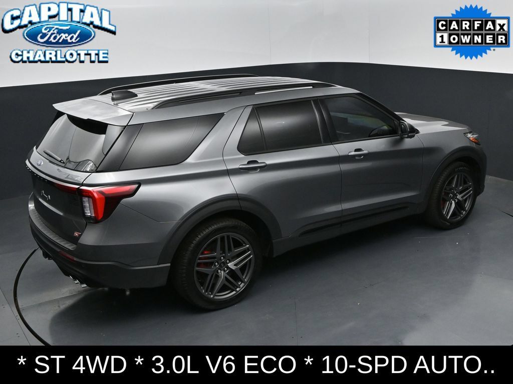 Used 2025 Ford Explorer ST AWD/4WD image 34