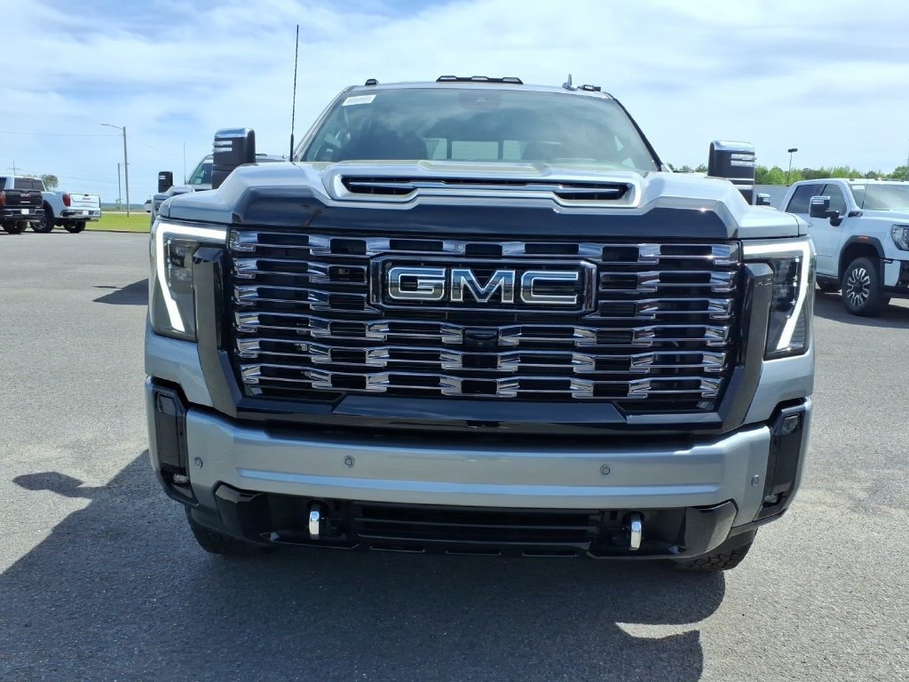 New 2026 GMC Sierra 2500 Denali Ultimate w/ Max Trailering Package AWD/4WD image 2