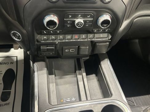Used 2020 GMC Sierra 1500 AT4 w/ AT4 Premium Package AWD/4WD image 33