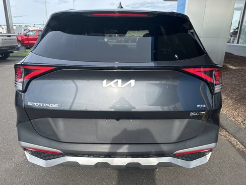 Used 2023 Kia Sportage EX AWD/4WD image 6