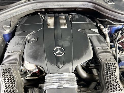 Used 2017 Mercedes-Benz GLS 450 4MATIC image 31