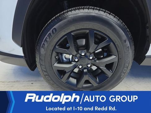 Used 2025 Toyota RAV4 LE FWD image 27