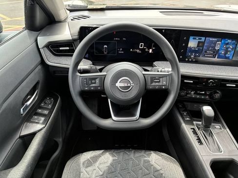 New 2026 Nissan Kicks SV w/ Cold Weather Package FWD image 16