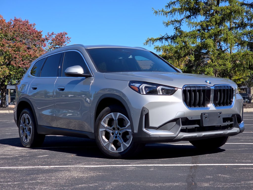 Used 2023 BMW X1 xDrive28i w/ Convenience Package AWD/4WD image 2