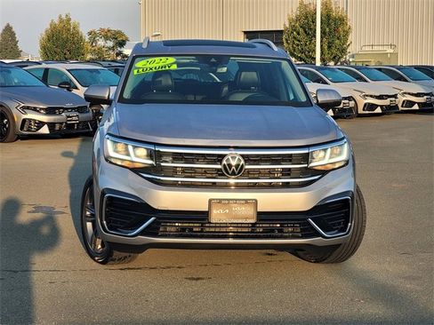 Used 2022 Volkswagen Atlas SEL R-Line image 2