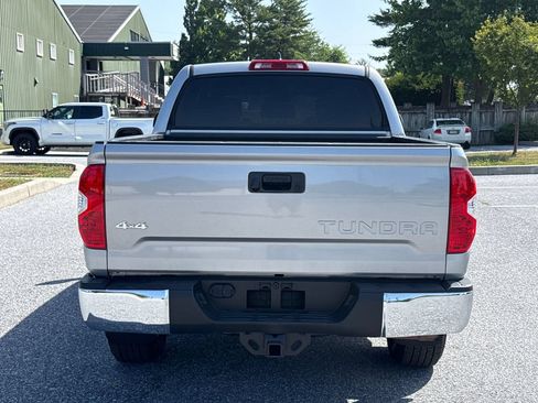 Used 2021 Toyota Tundra SR5 AWD/4WD image 7