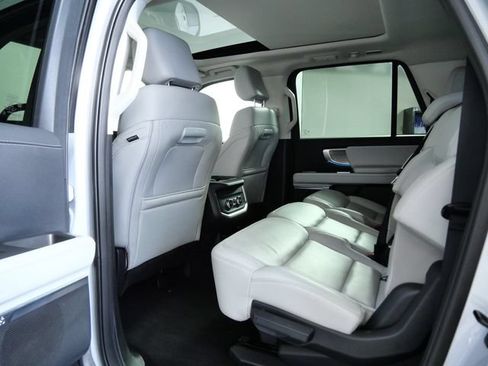 Certified 2025 Ford Expedition Max Platinum AWD/4WD image 13
