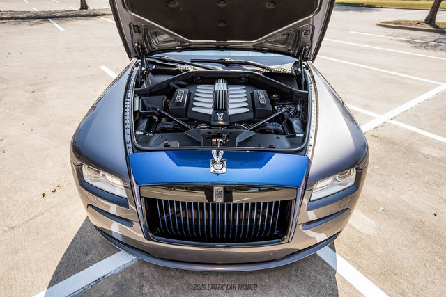 Used 2016 Rolls-Royce Wraith RWD image 17