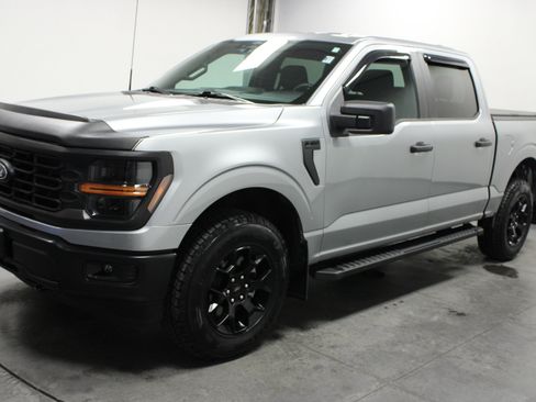 Used 2025 Ford F150 STX w/ Equipment Group 201A FX4 AWD/4WD image 10