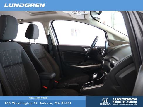 Used 2019 Ford EcoSport SE image 15