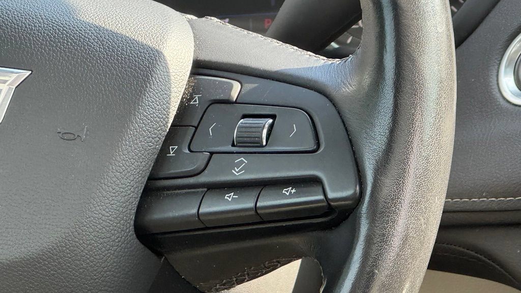 Used 2019 Cadillac XT4 Premium Luxury w/ Driver Assist Package AWD/4WD image 16