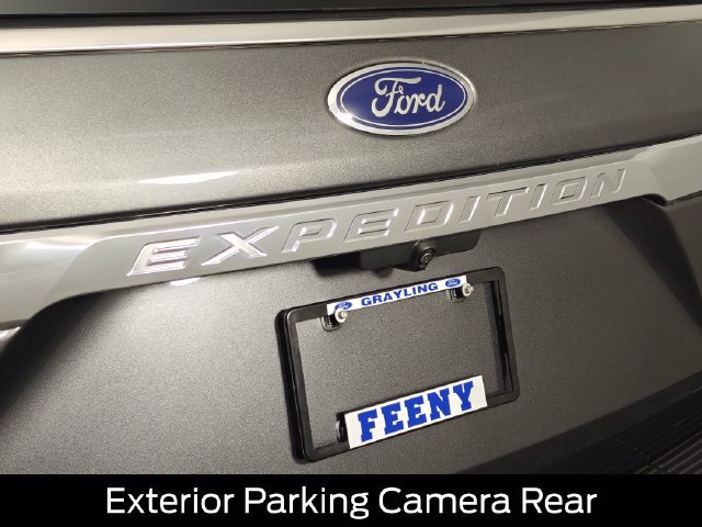 Used 2020 Ford Expedition XLT w/ Equipment Group 202A AWD/4WD image 31