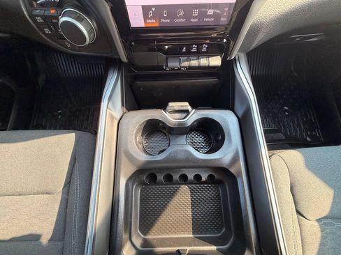 Used 2025 RAM 1500 Big Horn AWD/4WD image 27