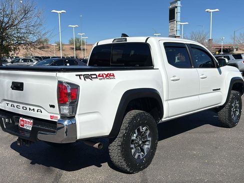 Used 2023 Toyota Tacoma TRD Off-Road image 6