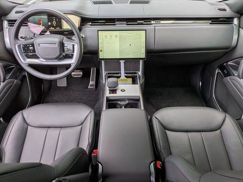 New 2026 Land Rover Range Rover SE image 14