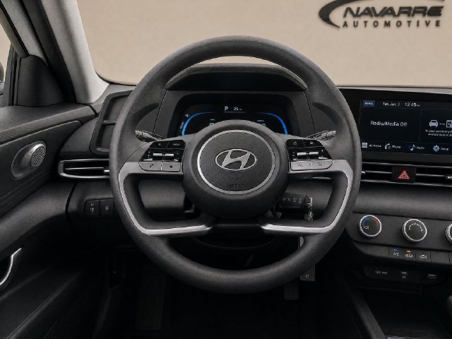 Certified 2026 Hyundai Elantra SE FWD image 15