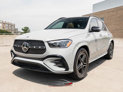 Used 2024 Mercedes-Benz GLE 350 4MATIC image 3