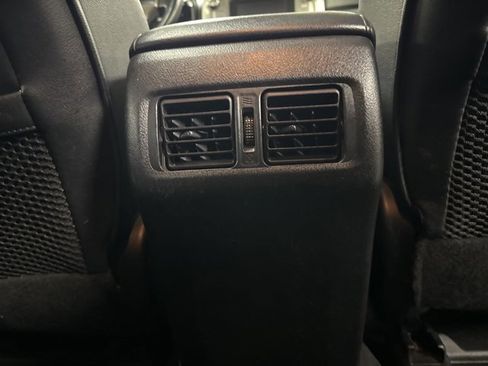 Used 2013 Toyota 4Runner Limited image 15