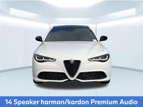 Used 2024 Alfa Romeo Giulia Ti AWD/4WD image 12
