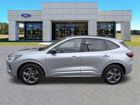 Certified 2023 Ford Escape ST-Line w/ Tech Pack #1 image 8