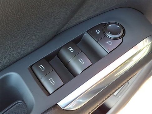 New 2026 Chevrolet Traverse LT w/ Driver Confidence Package image 16